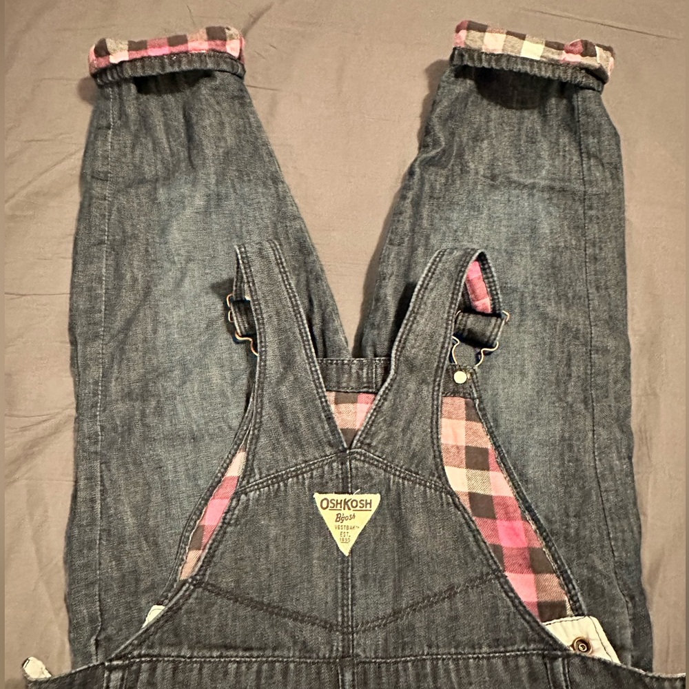 Girls 5T lined Osh Kosh overalls.